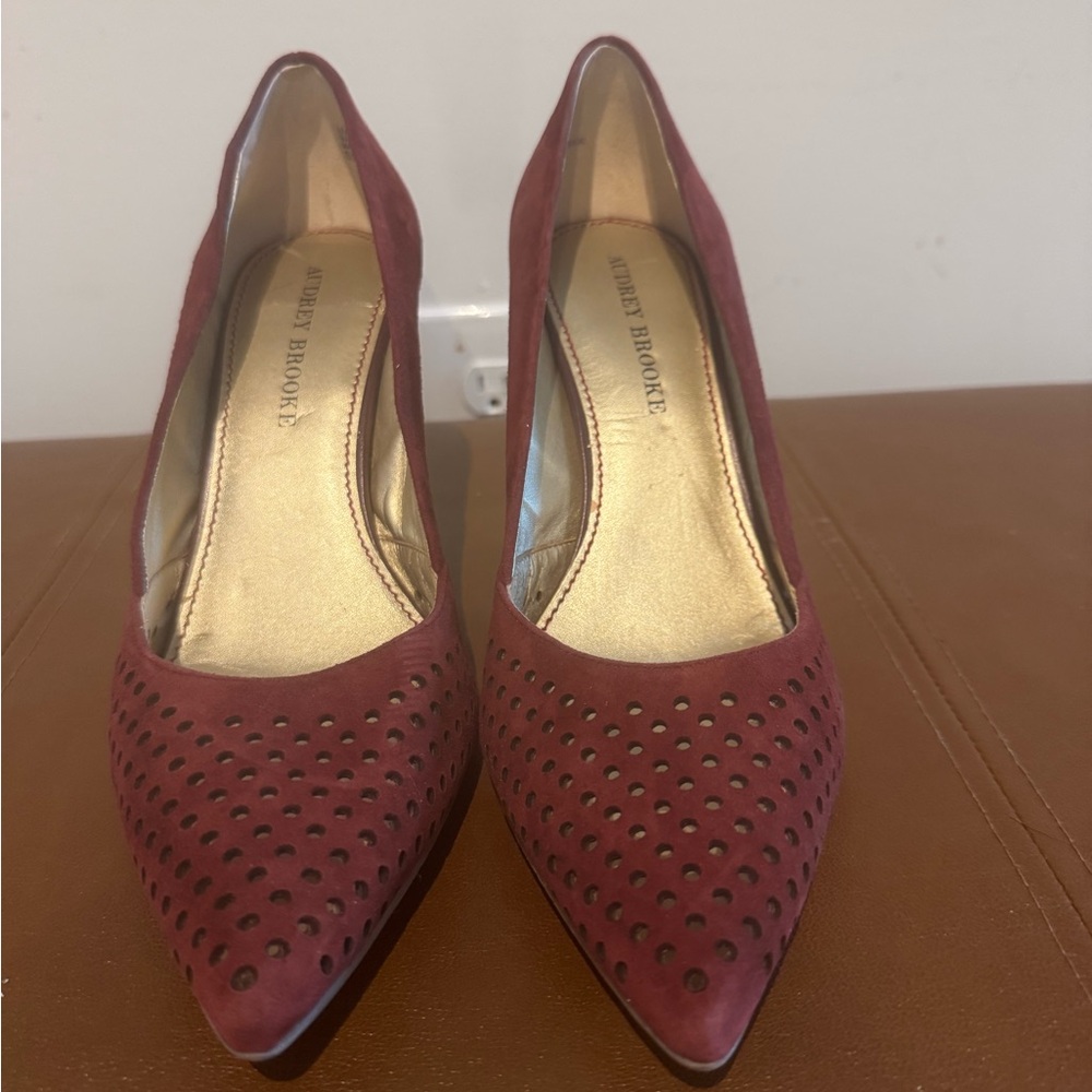 Audrey Brooke Women's Red Perforated Heels